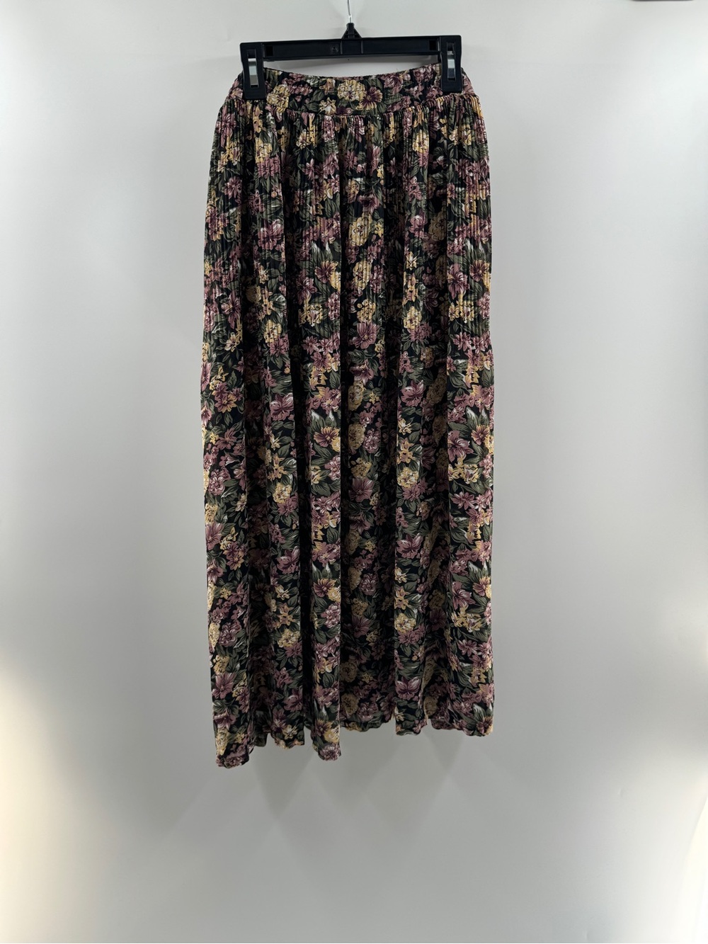 Sage Harbor Floral Midi Skirt – Women’s Medium